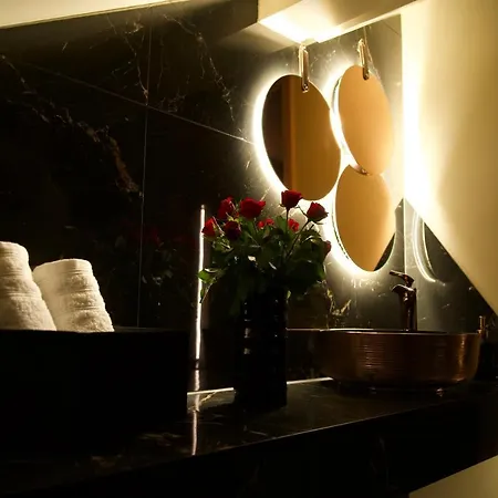 Magnifique Villa Le89Golden Jacuzzi Et Sauna Privatif Mulhouse Exterior photo